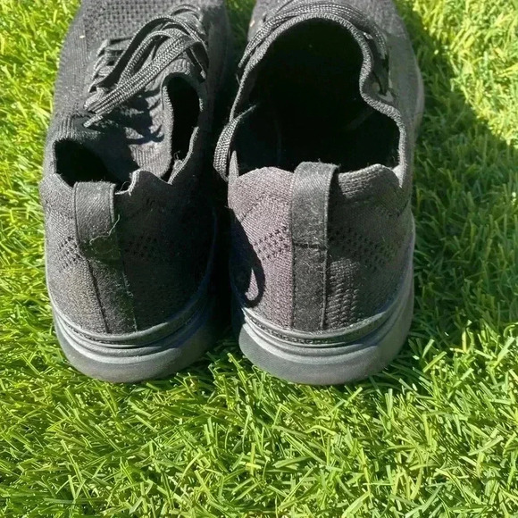APL Tech loom Womens Sneaker Black Size 8 - Picture 3 of 5